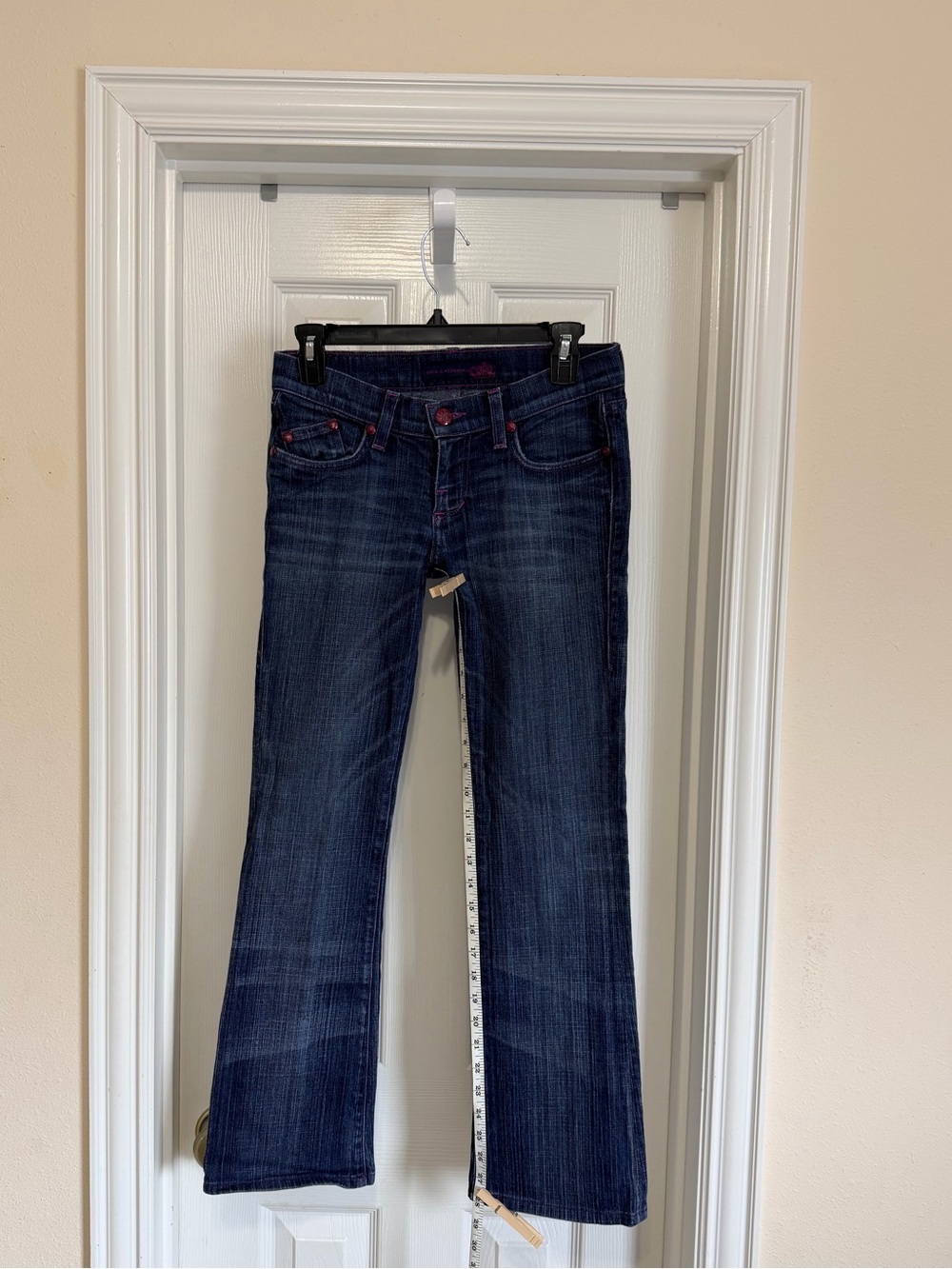 Rock & Republic Victoria Beckham Pink Crystal Crown Jeans - Picture 9 of 10